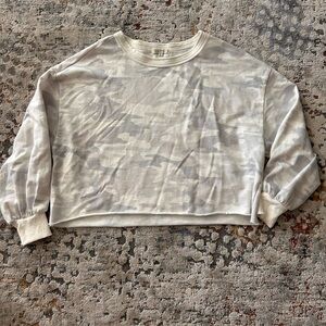 Z supply cropped camo sweater